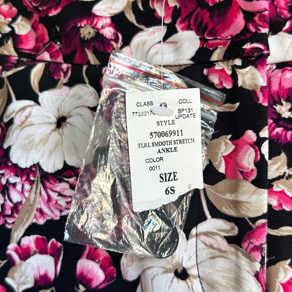 NWT White House Black Market Floral Ankle Pants Size 6S - Picture 3 of 10